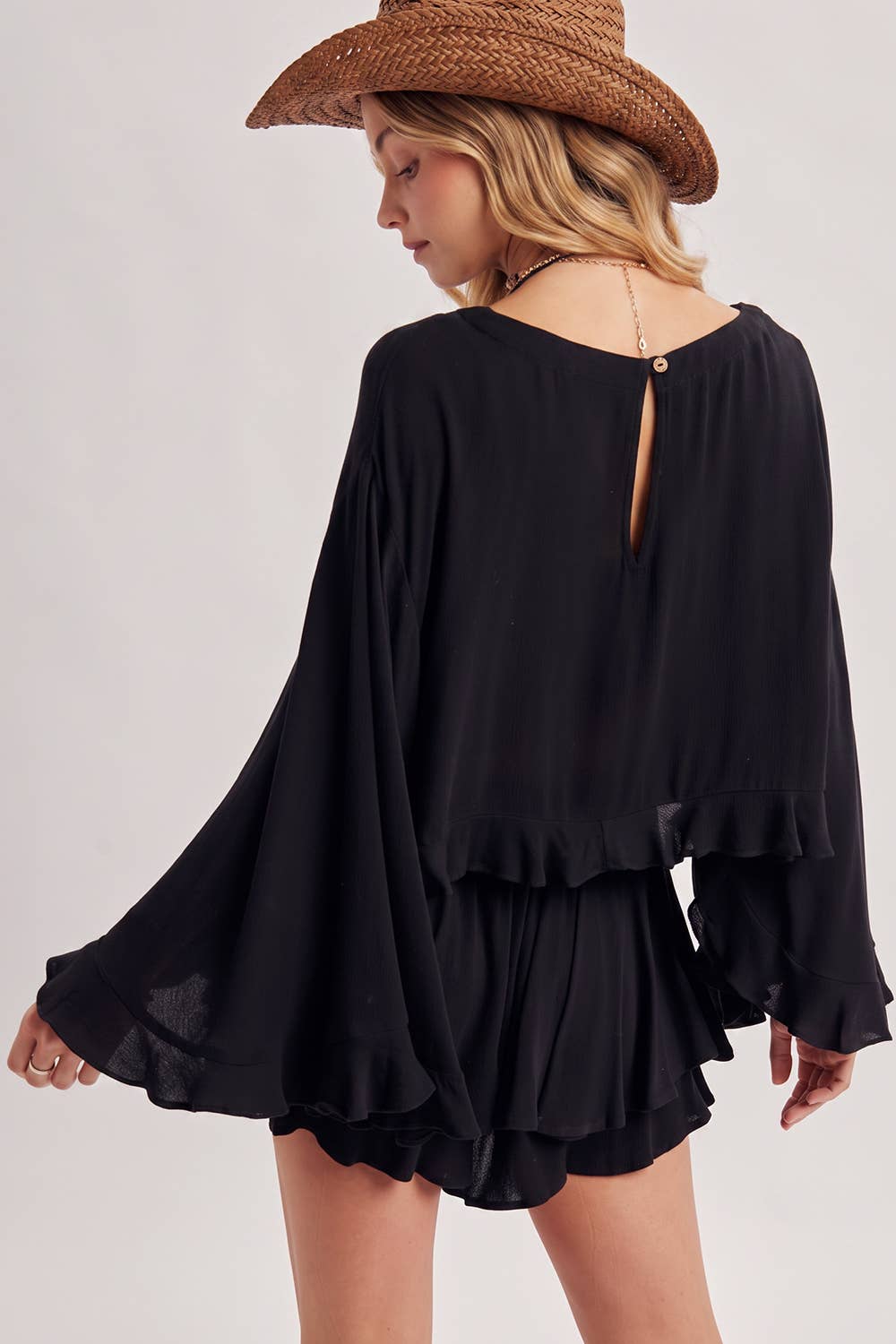 136 ANOK